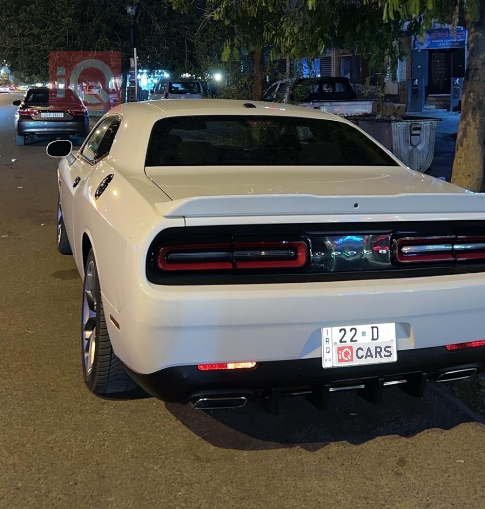 دۆج چالنجەر